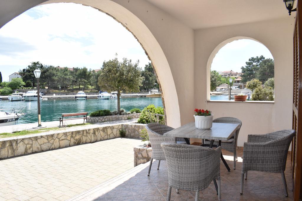Apartments Blue Dream Малинска Экстерьер фото